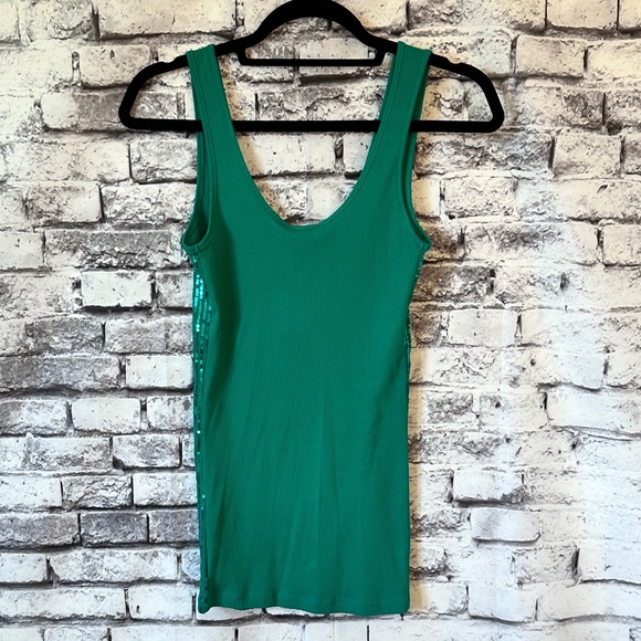 Express Green Ribbed Front Sequin Tank Top Size M - Picture 4 of 4